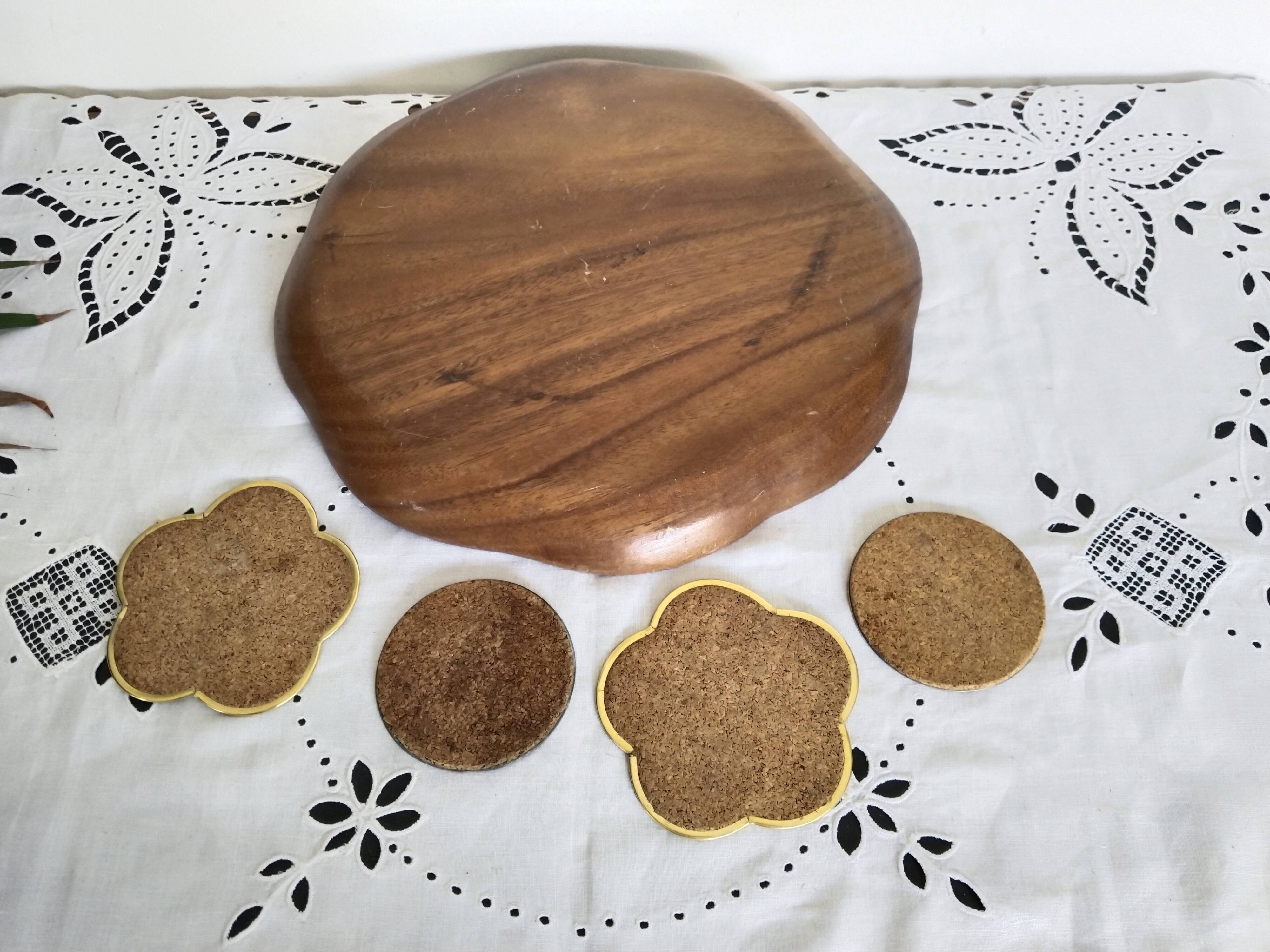 Serving tray in mother-of-pearl and olive wood, Capiz shell