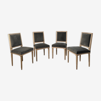 Suite de 4 chaises laquées de style Louis XVI epoque XIXème