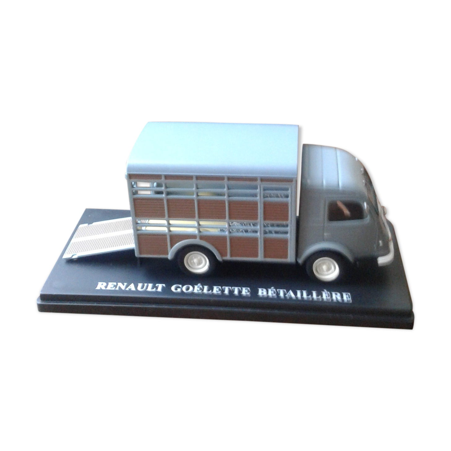 Renault Goélette Betaillere in metal