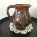 saline pitcher