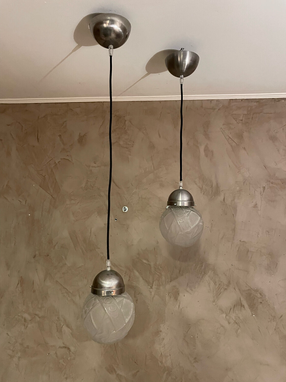 Art deco pendant lamps