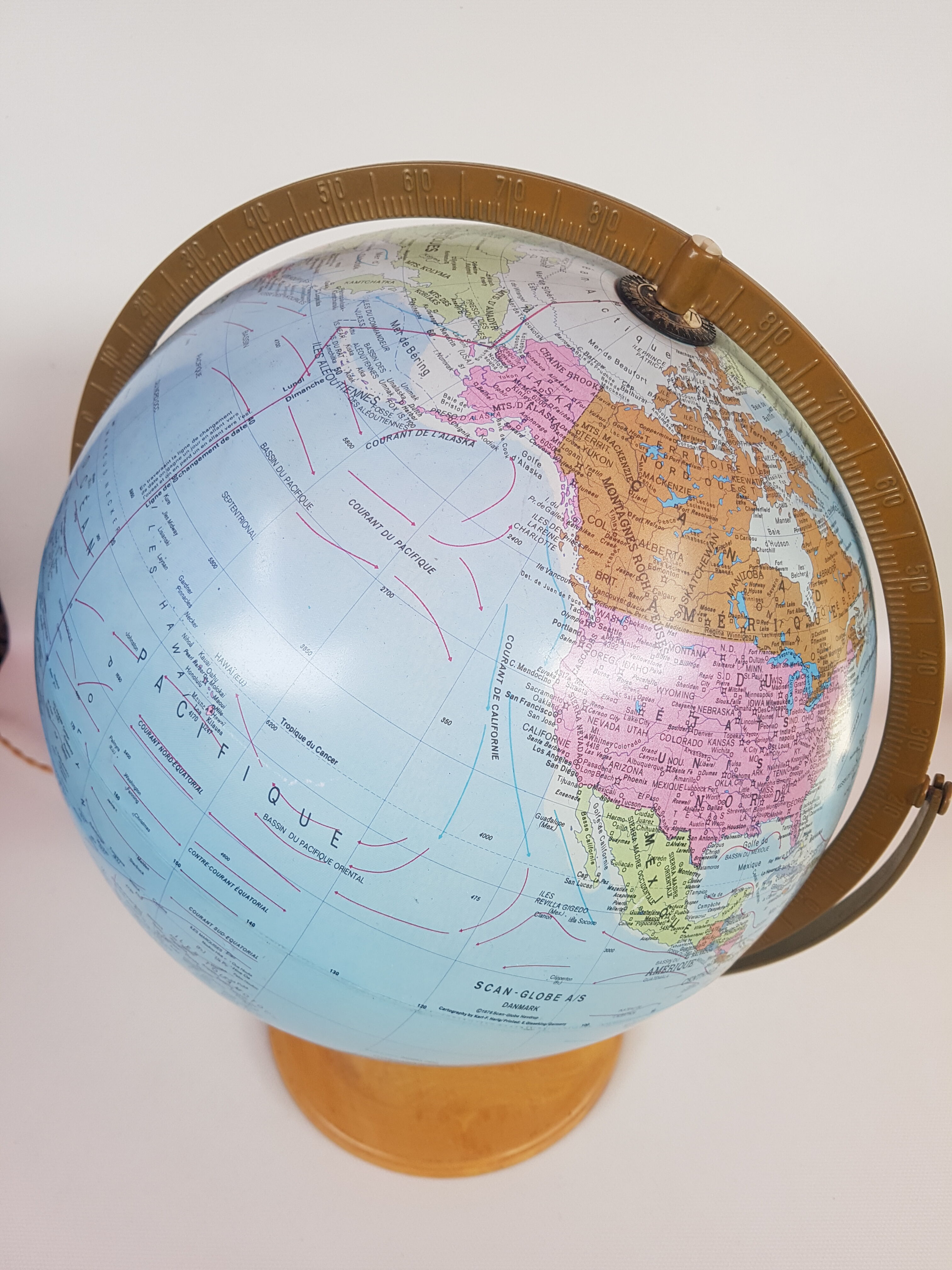 Globe luminous scan globe, Denmark, 1976.