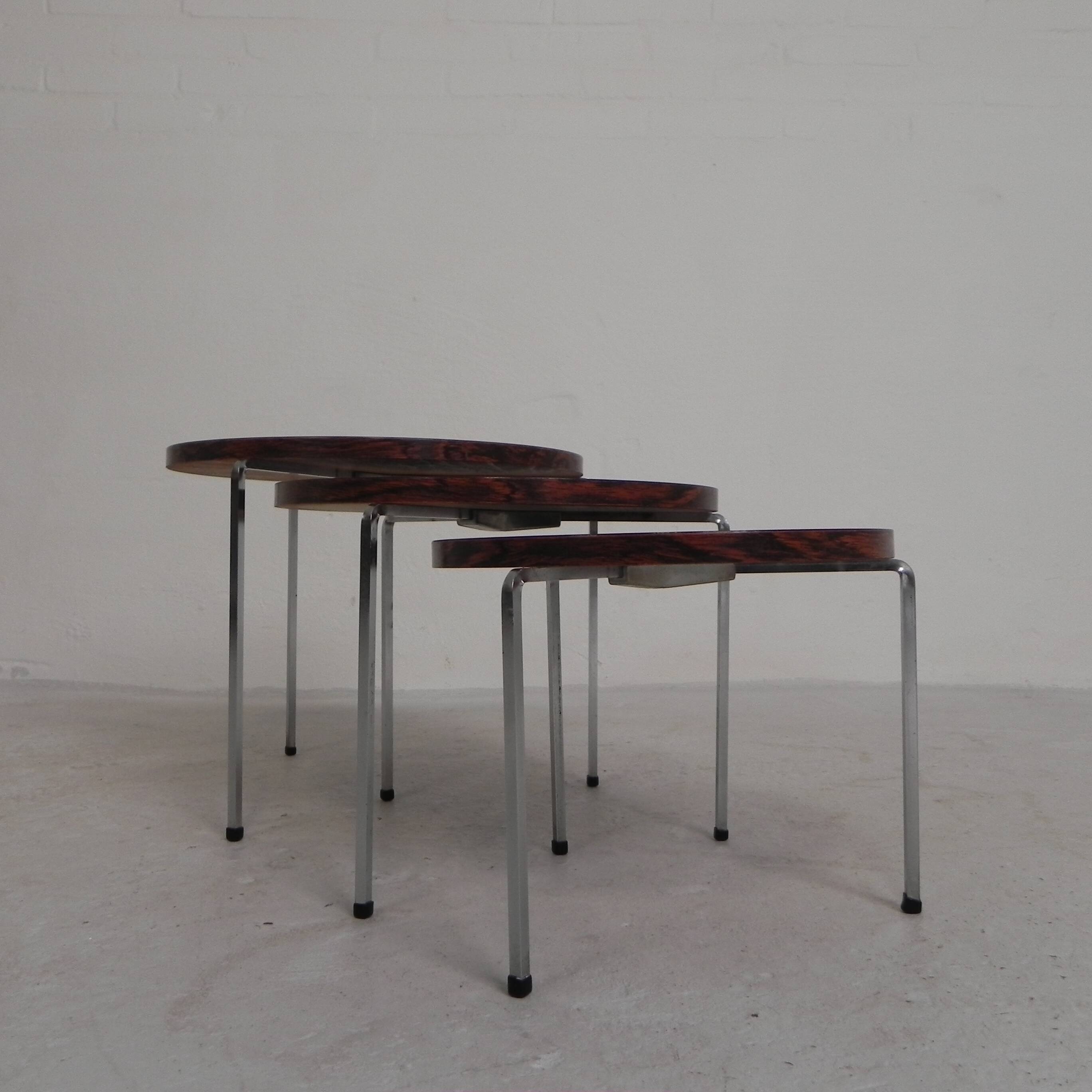 Set of 3 side tables, nesting tables Vaza Roden, 1960s.