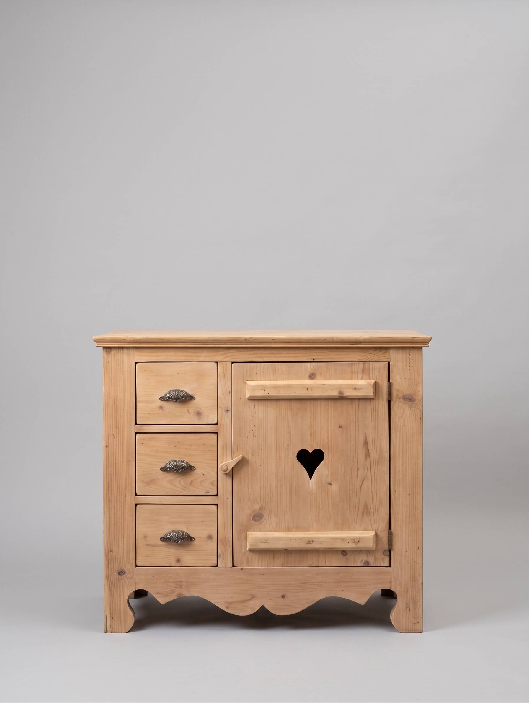 Old buffet