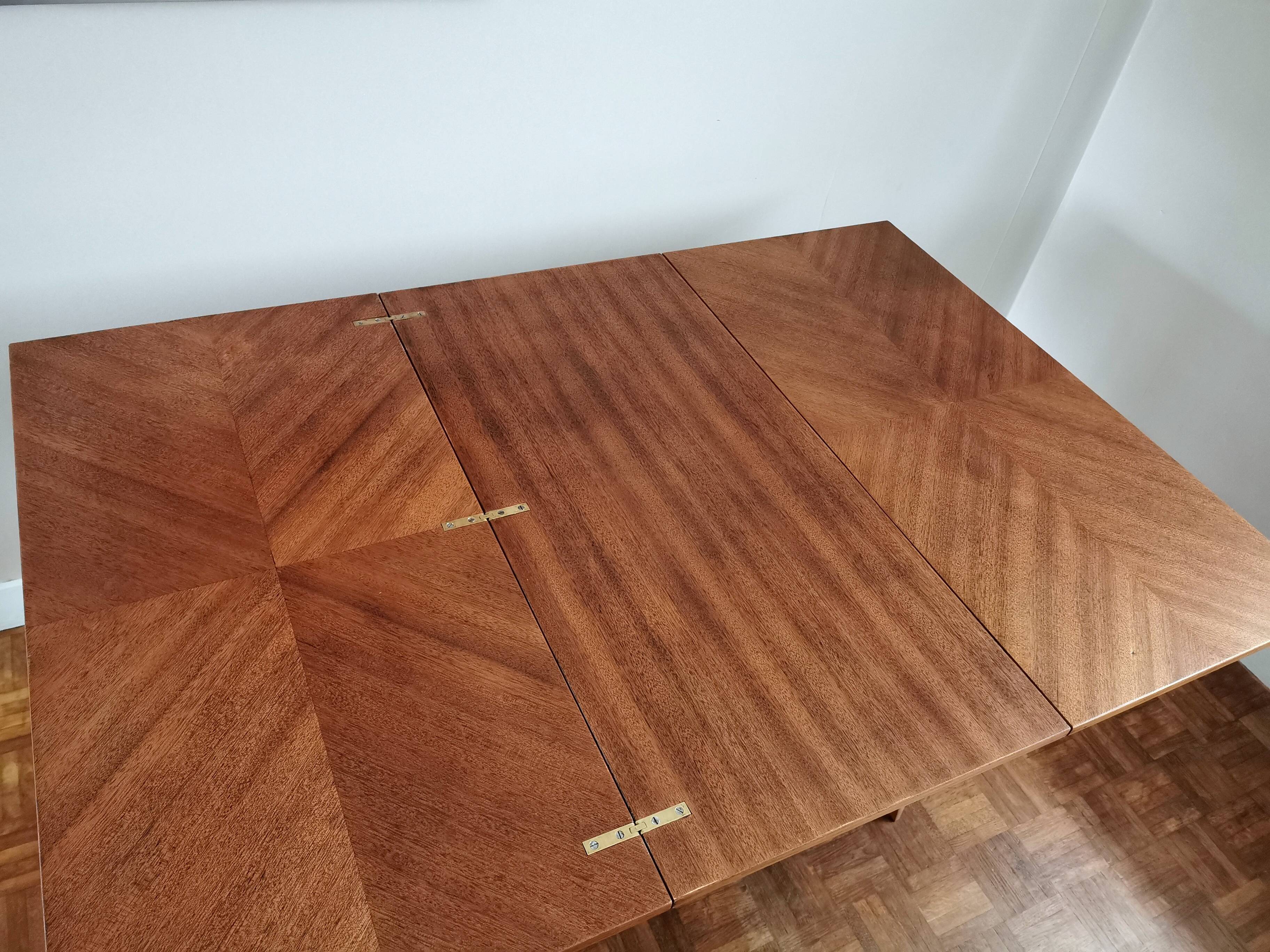 Renovated table with Albert Ducrot system