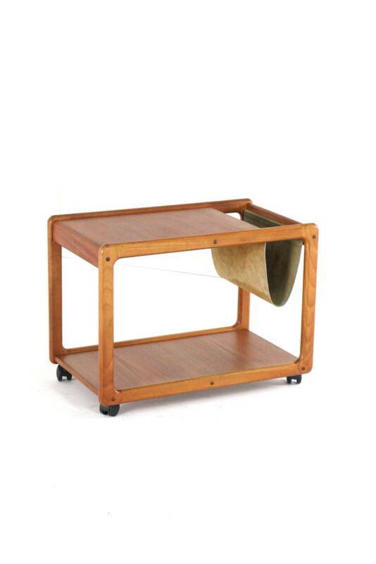 Vildbjerg Møbelfabrik trolley with magazine holder
