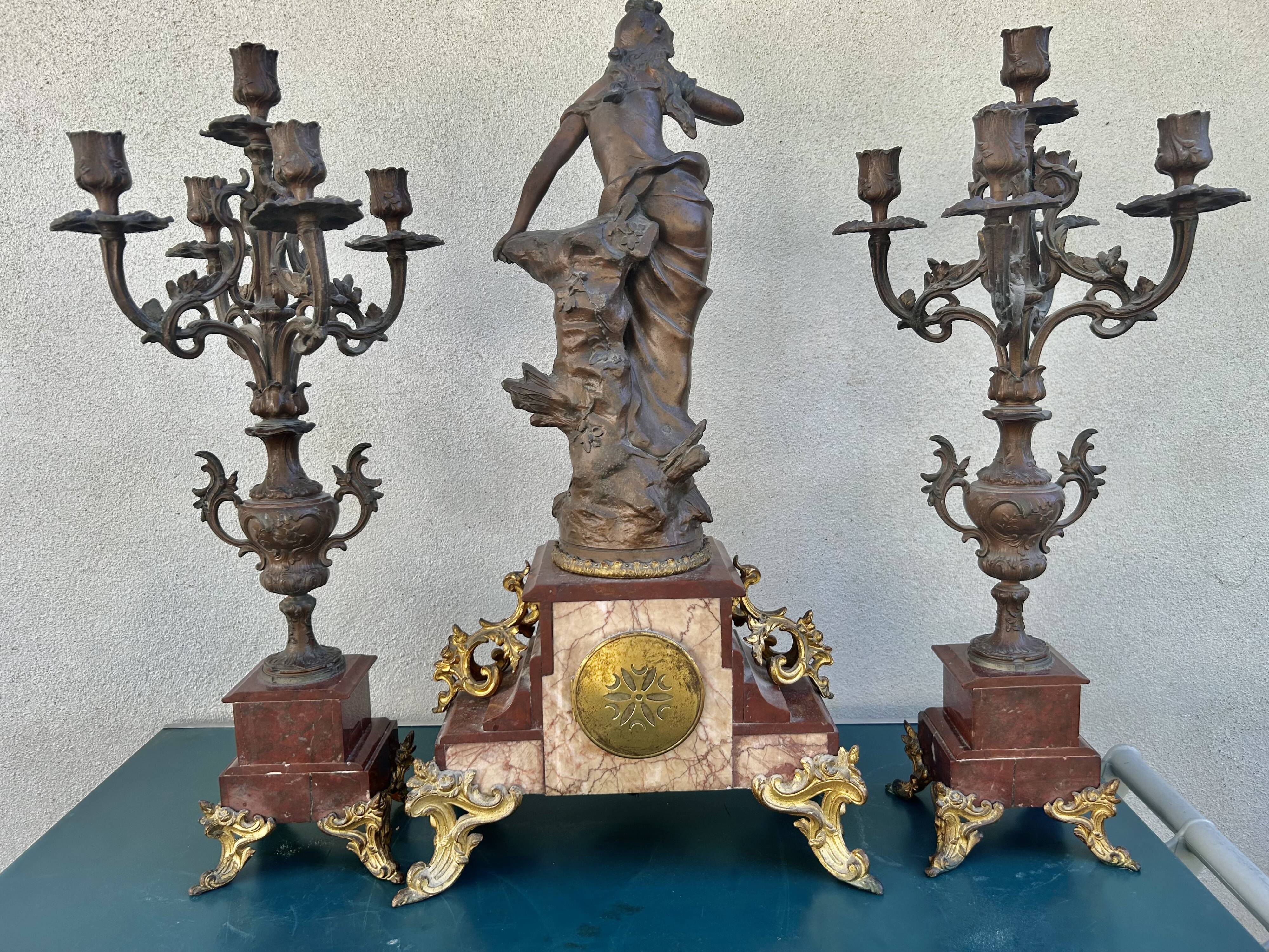 Garniture de cheminée Napoléon III marbre & régule signé Auguste. Moreau