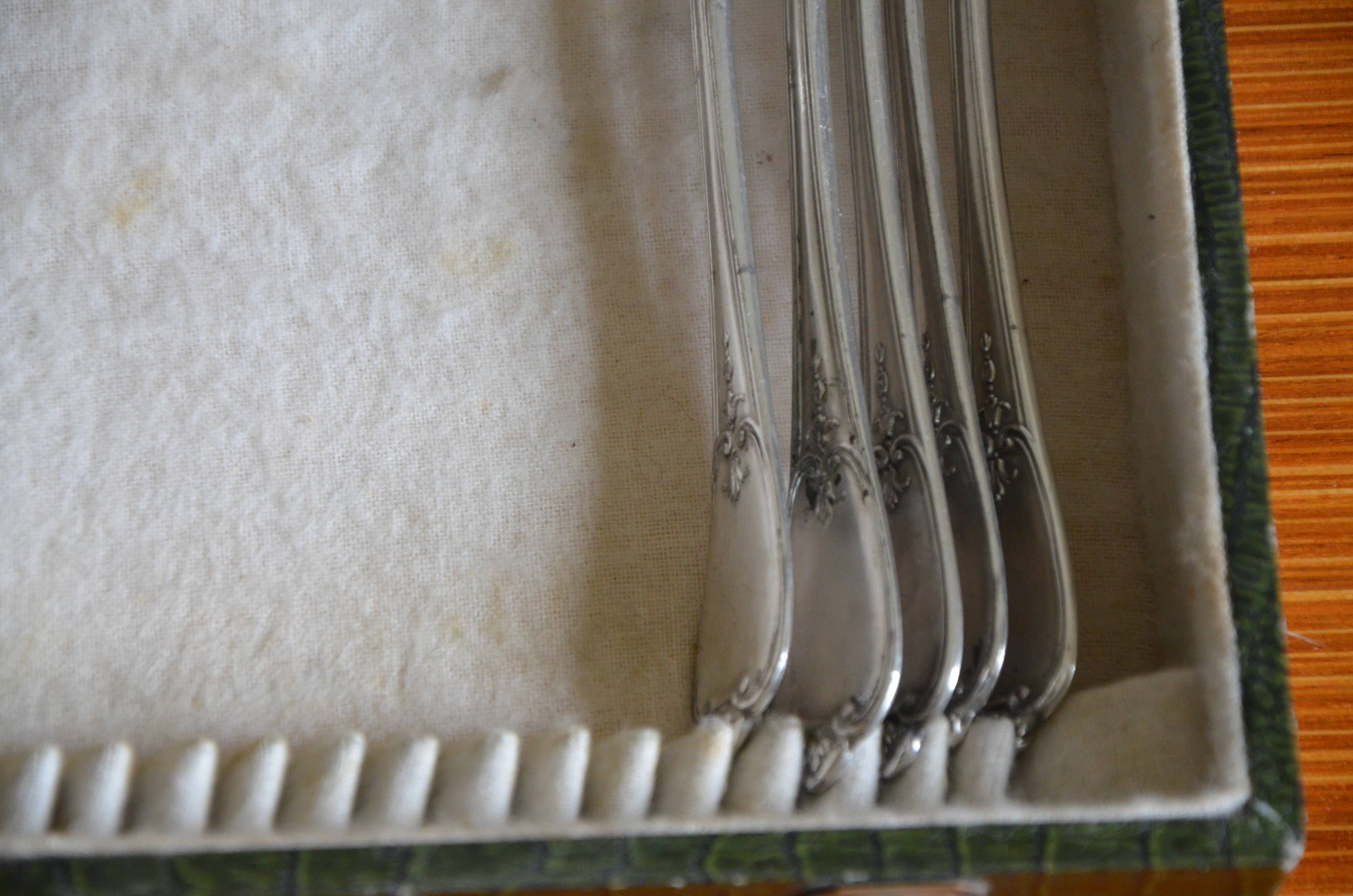 Silver metal housewife