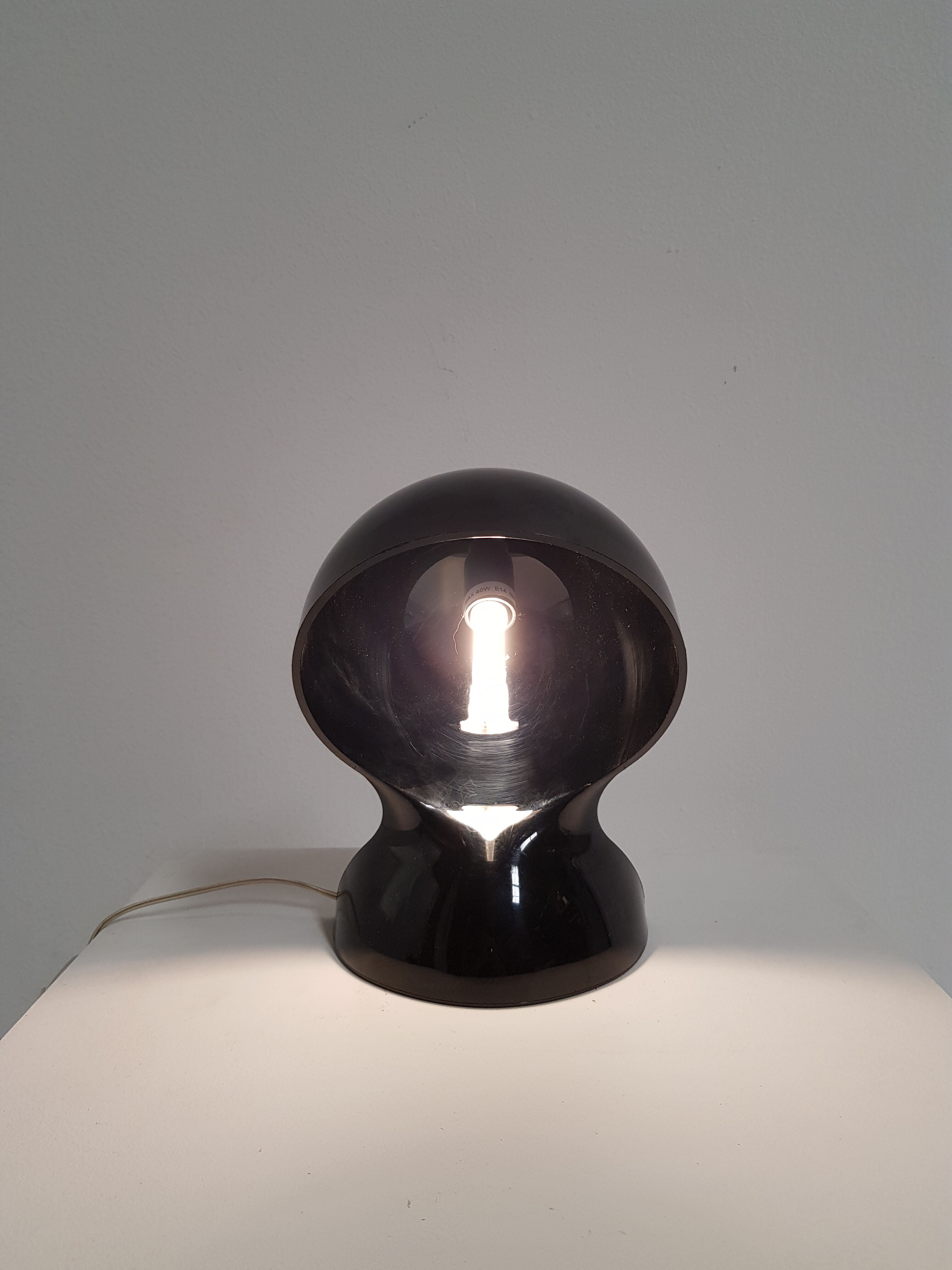 Dalu lamp by Vico Magistretti for Artemide