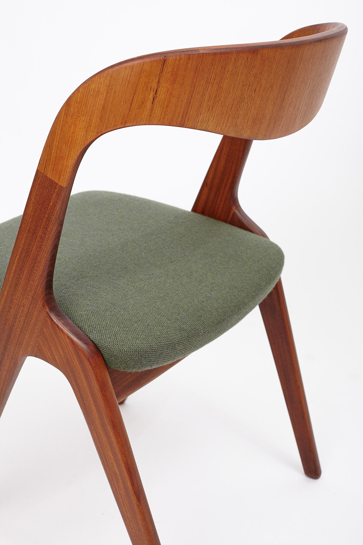 Johannes Andersen dining chairs