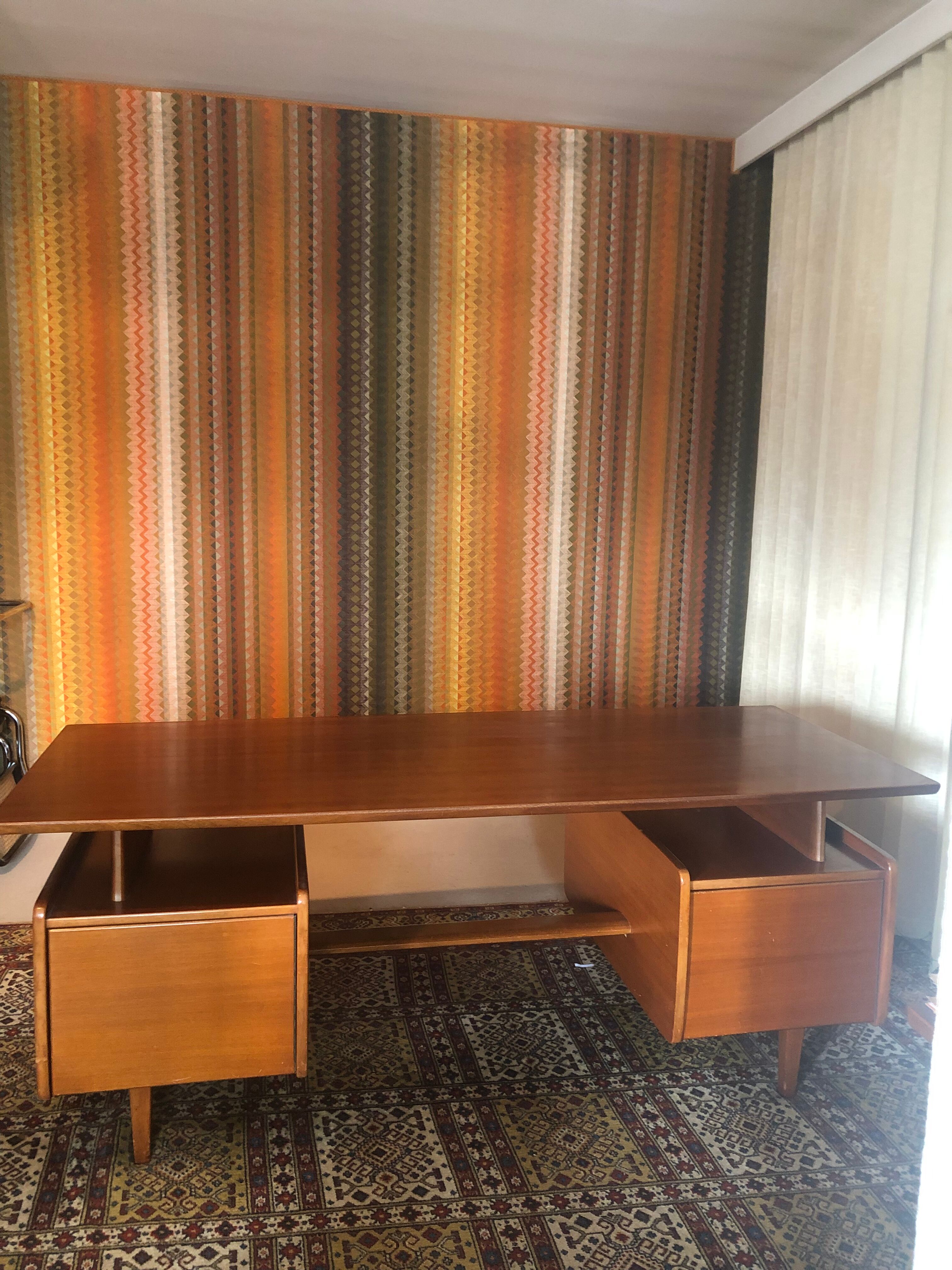 Bureau de direction vintage
