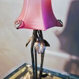 Wrought iron lamp from 1920 to 30, with gold patina with pretty pink tulip 39x16