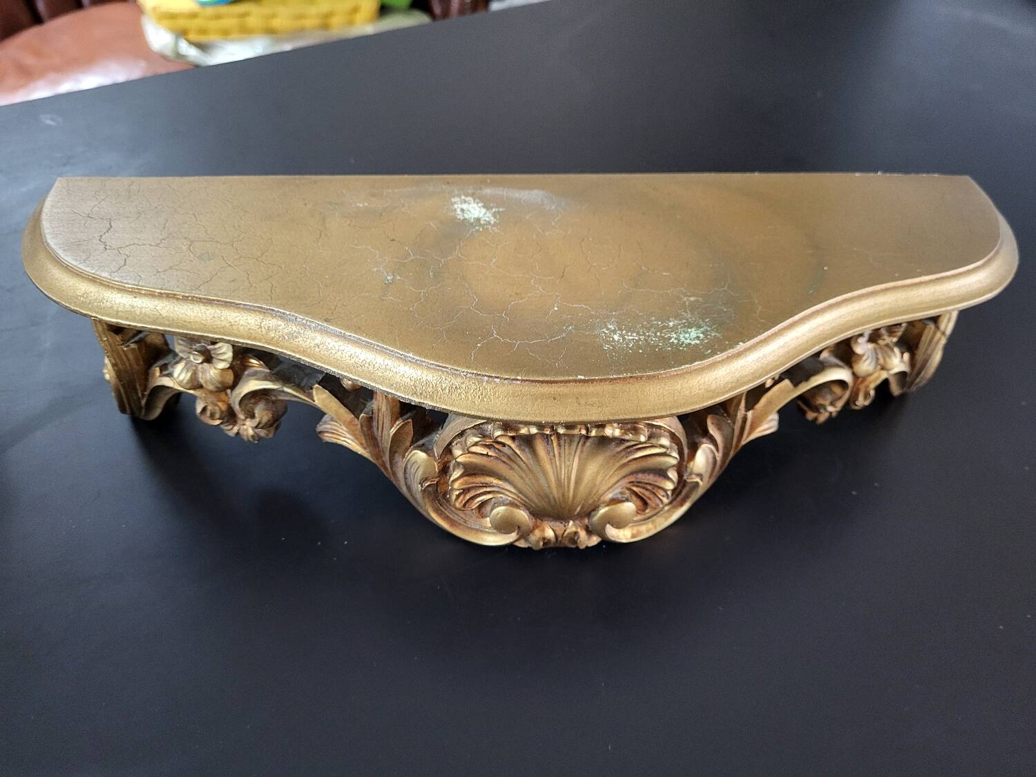 Golden wall ensemble