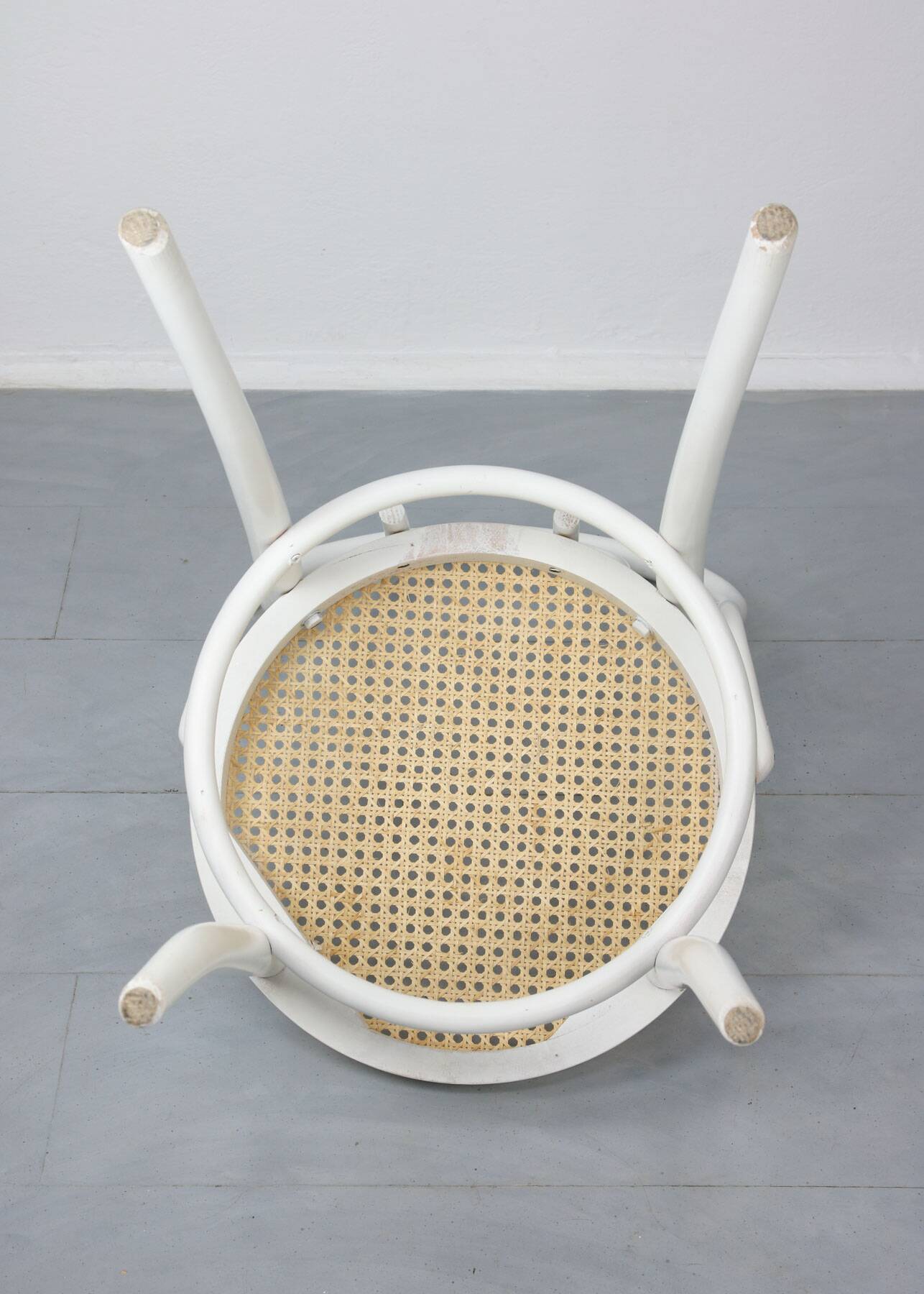 No. 18 White Chairs by Michael Thonet, Set of 4