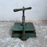Presse à relier d’imprimerie en fonte