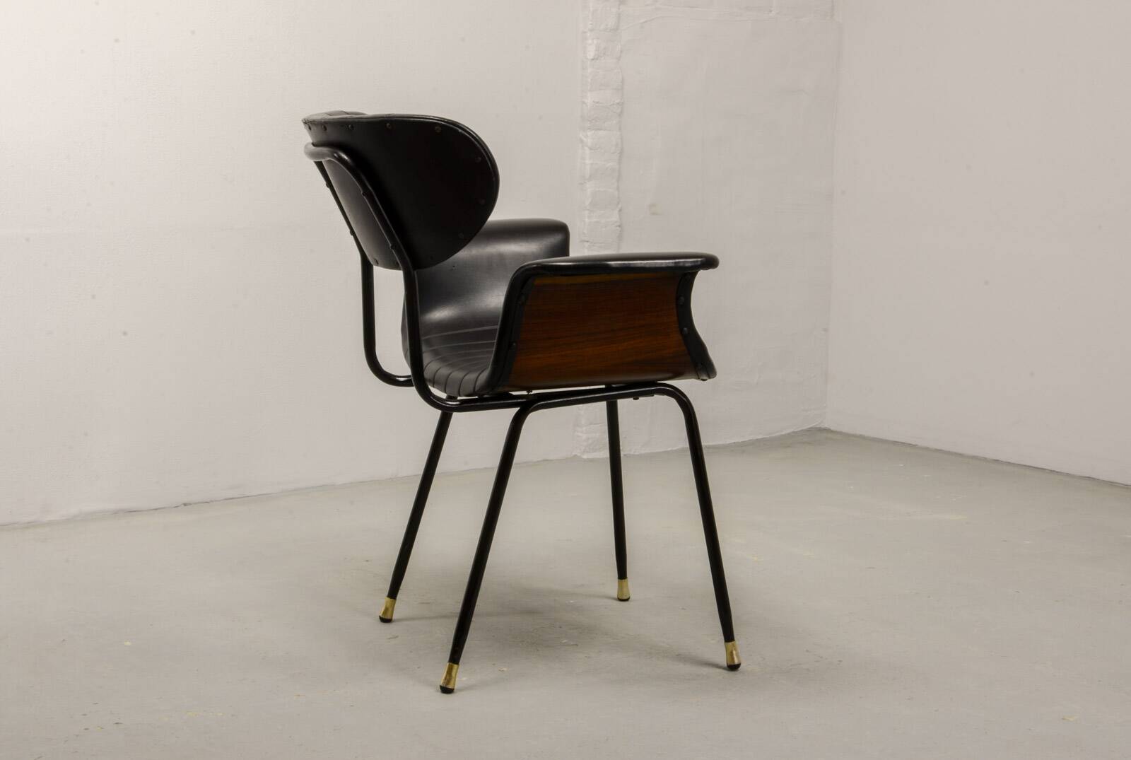 Italian Design Rosewood 'Swan' Side Chair with Black Leatherette Upholstery