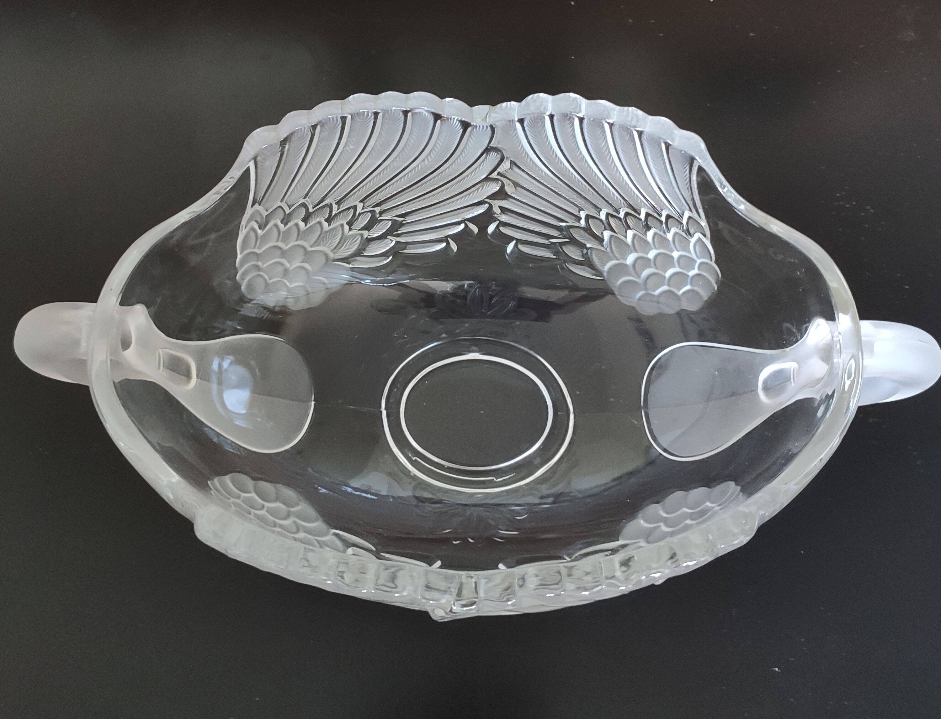 Central coupe in frosted crystal with double swan neck, Mikasa Walther