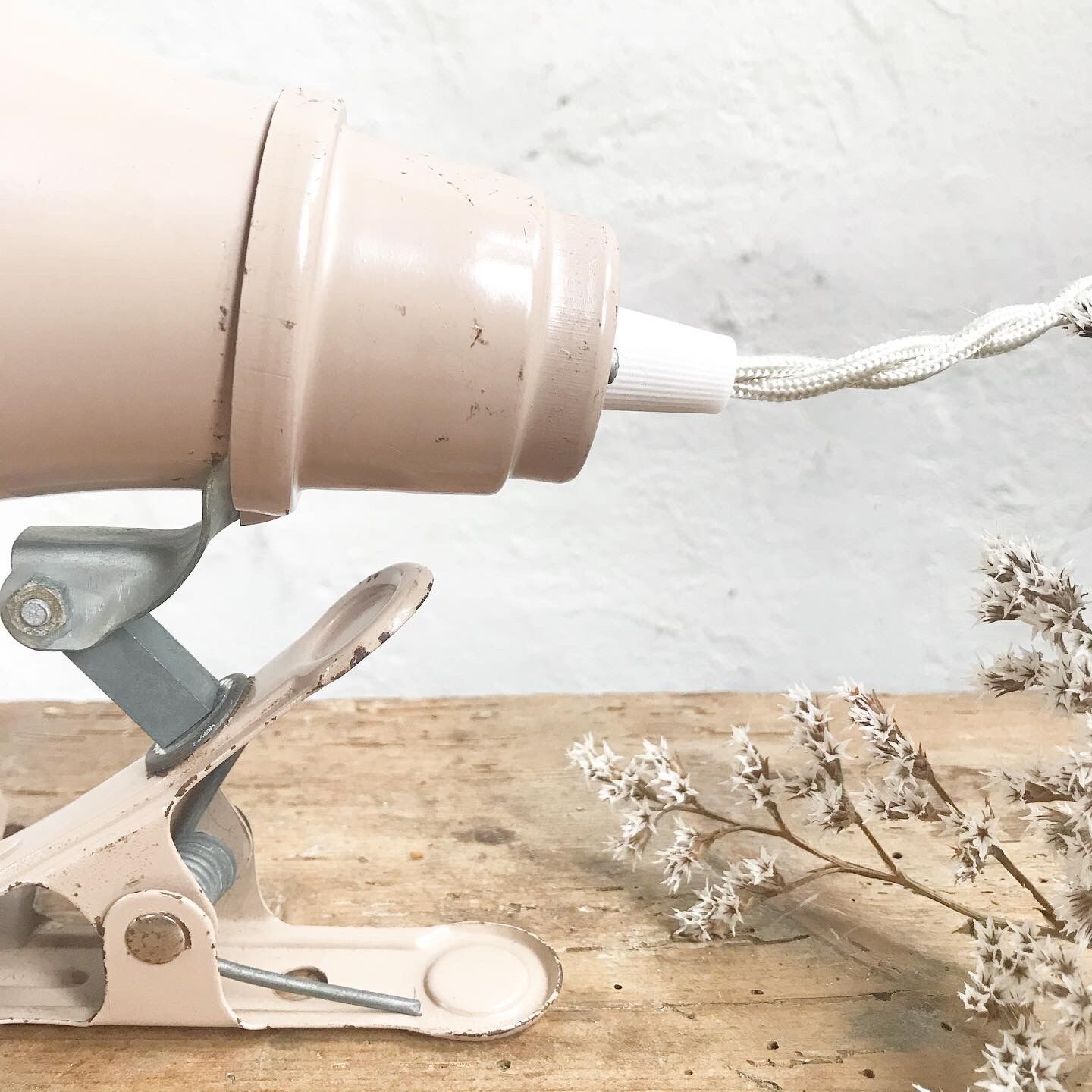 Vintage Mazda pincer lamp