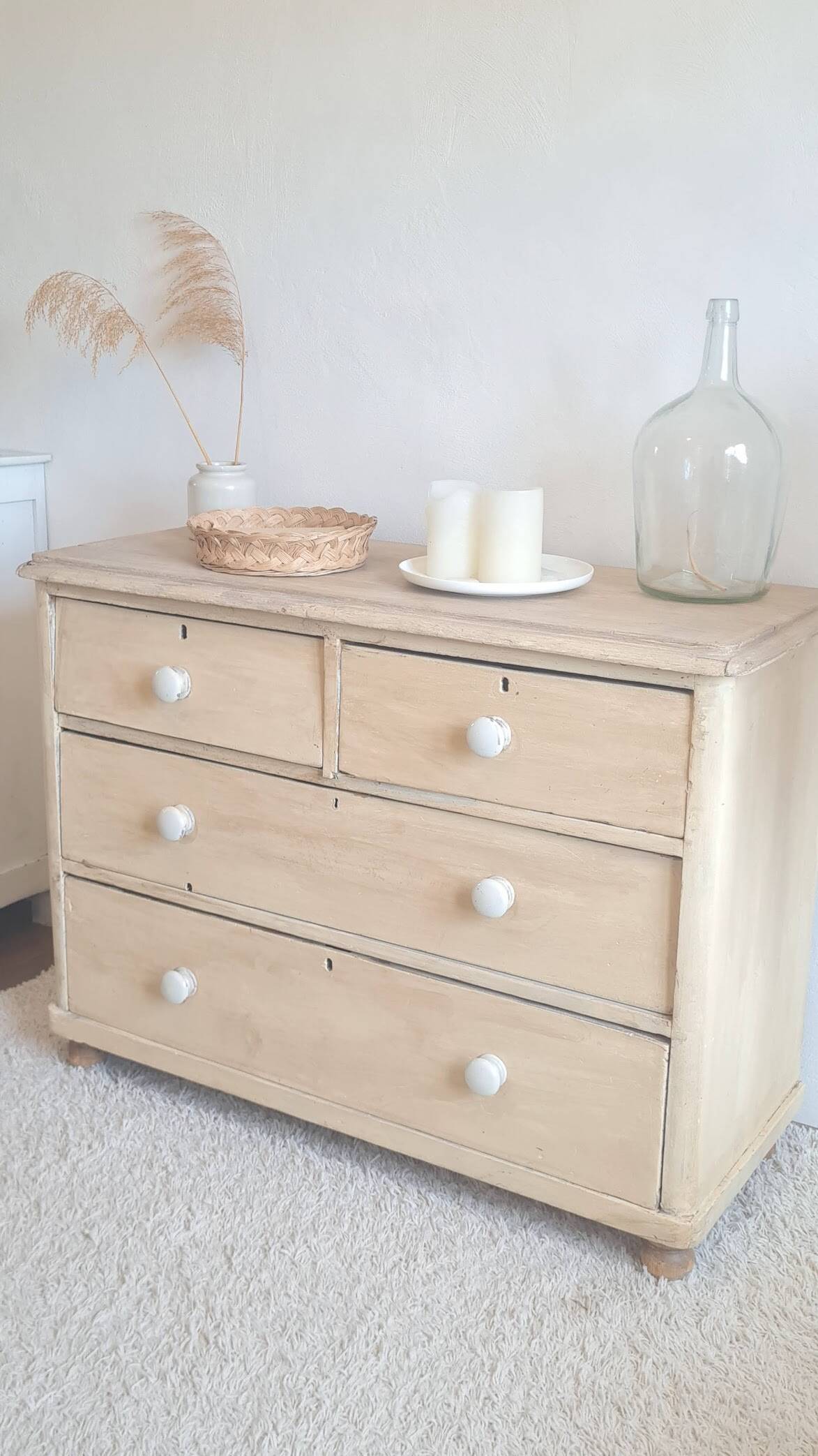 Commode ancienne de style anglais