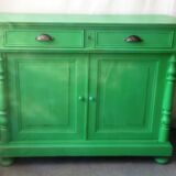 Buffet parisien ancien patiné vert