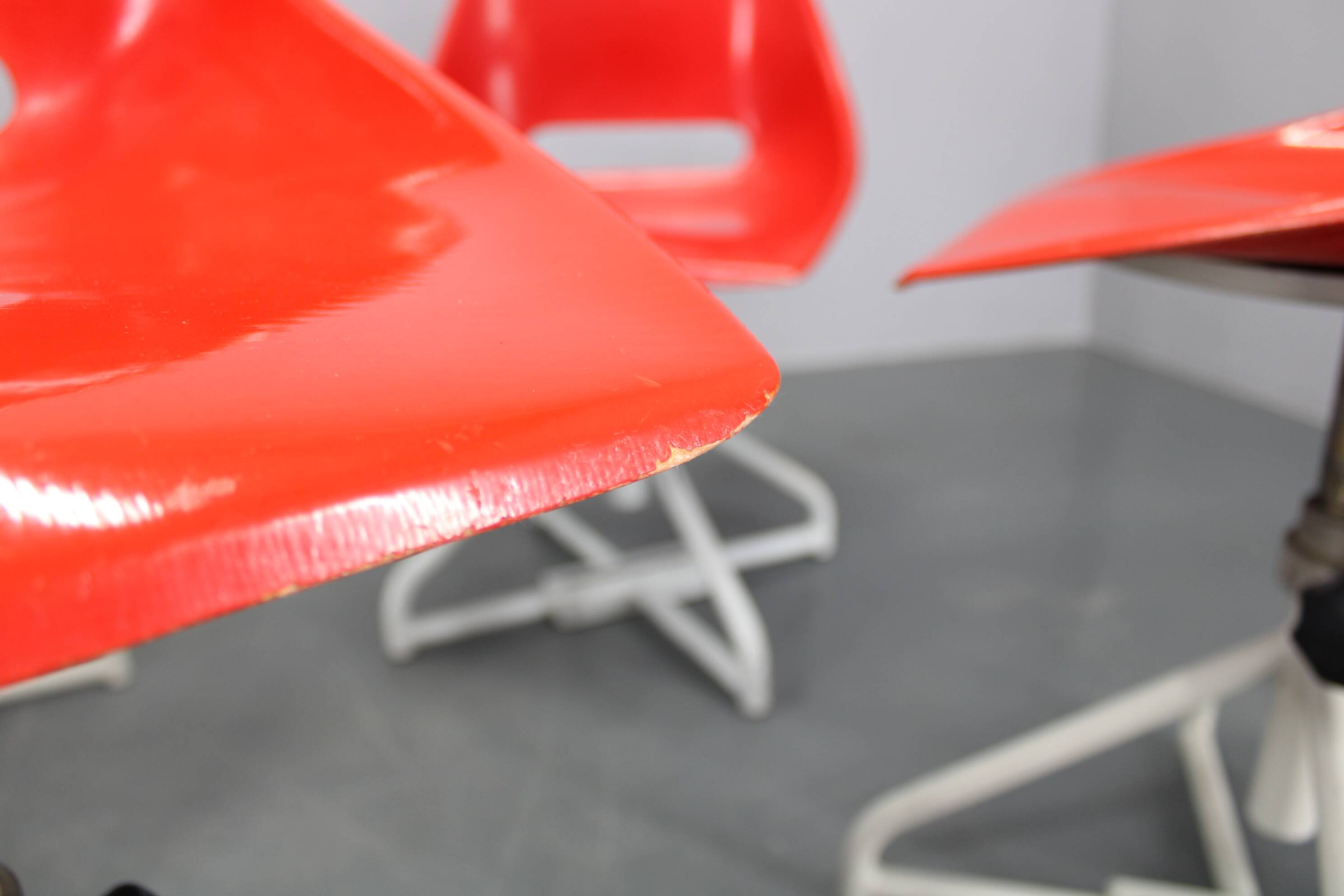 1960s Miroslav Navratil Set of Eight Fiberglass Chairs for Vertex, Czechosl