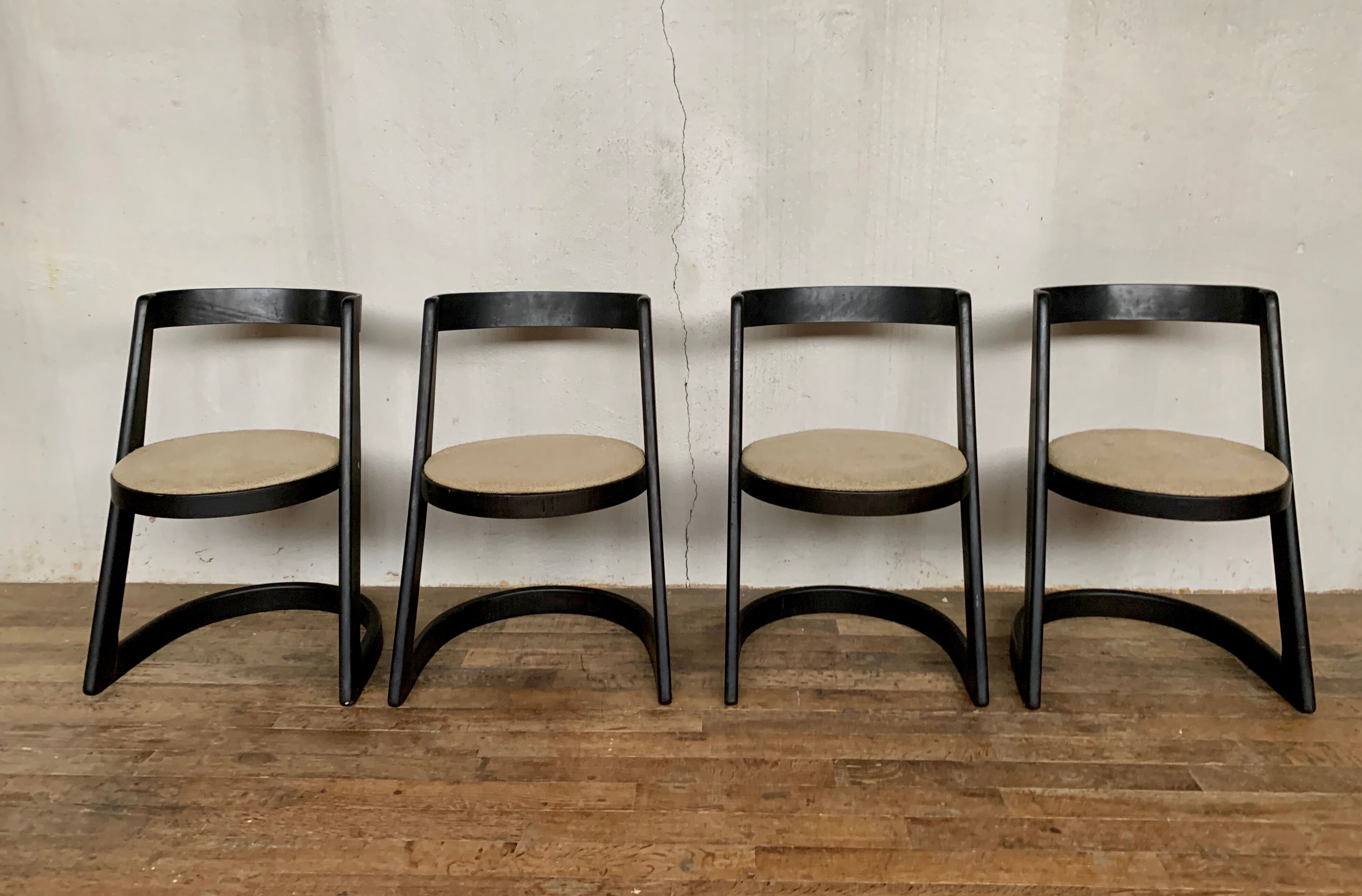 4 Vintage Baumann chairs Halfa 1970 cut wood
