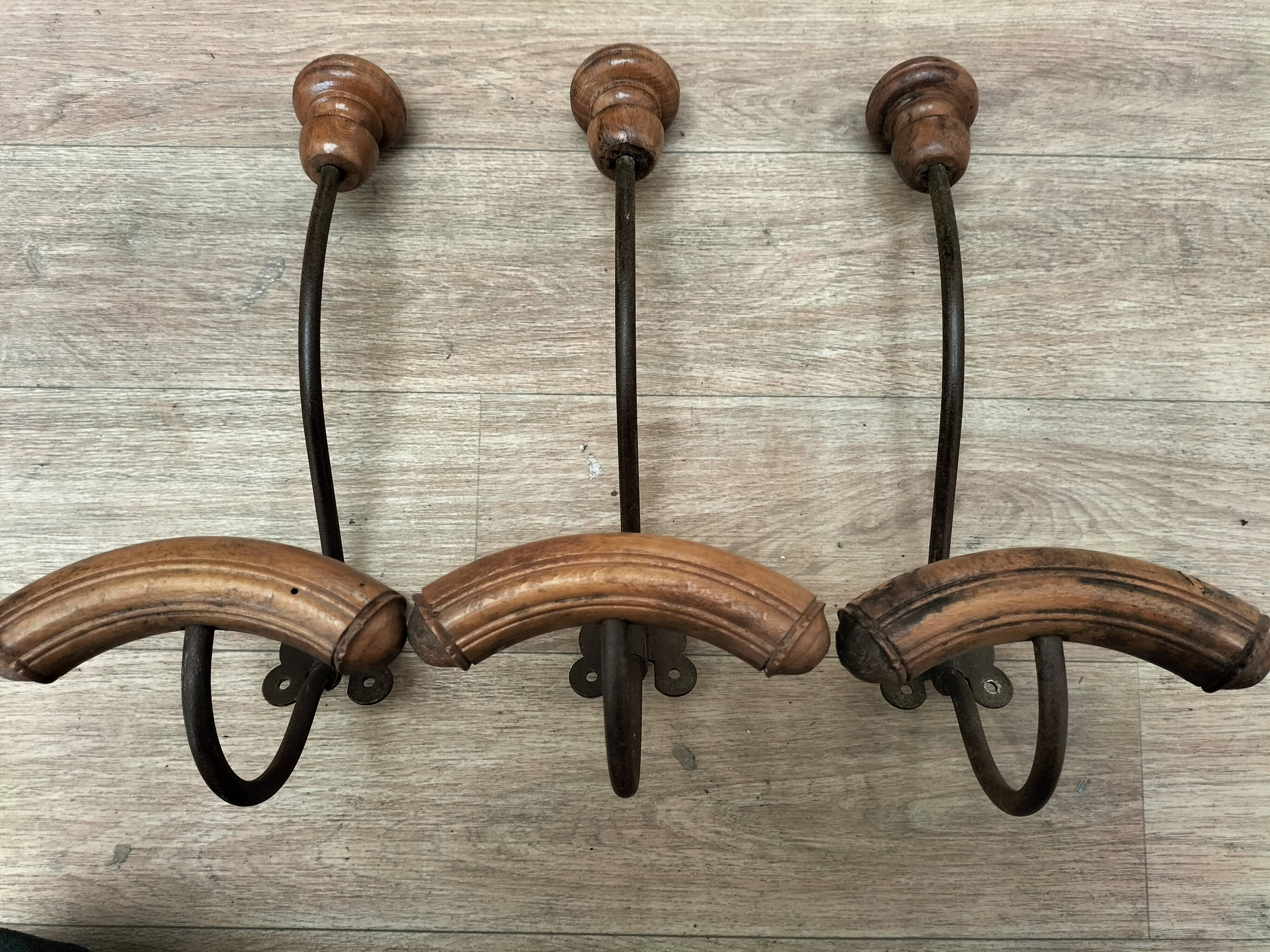 Set of hooks