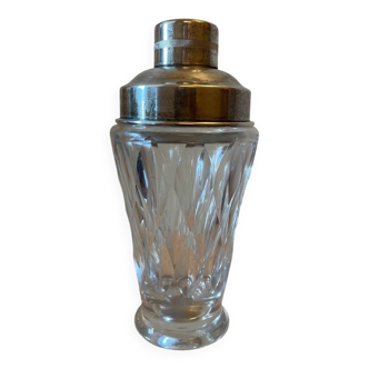 Crystal and metal shaker