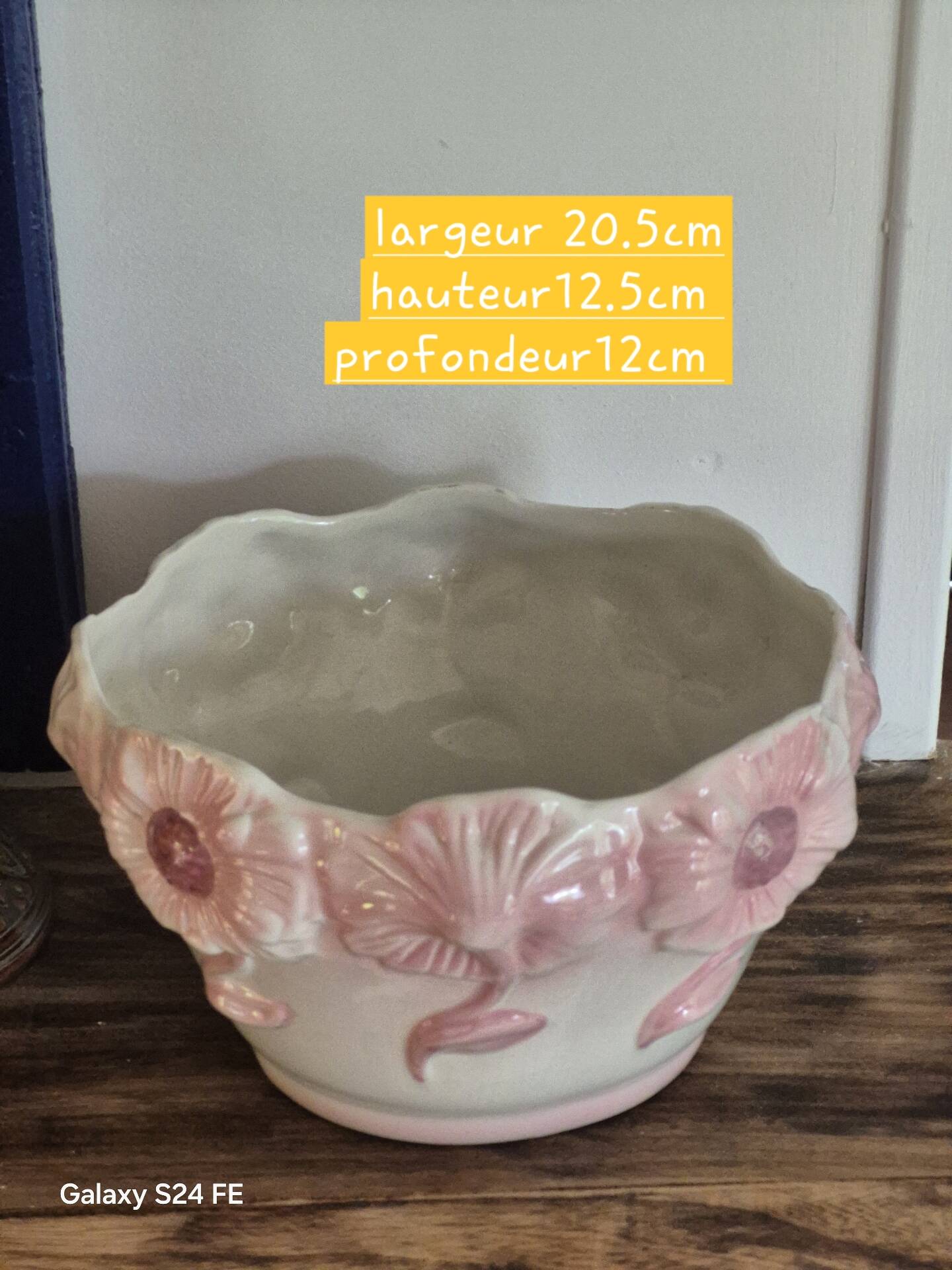 Flower pot