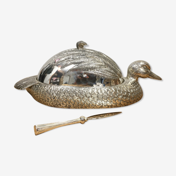 Duck-shaped terrine in silver metal