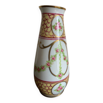 Vase early 20th hand painted decor