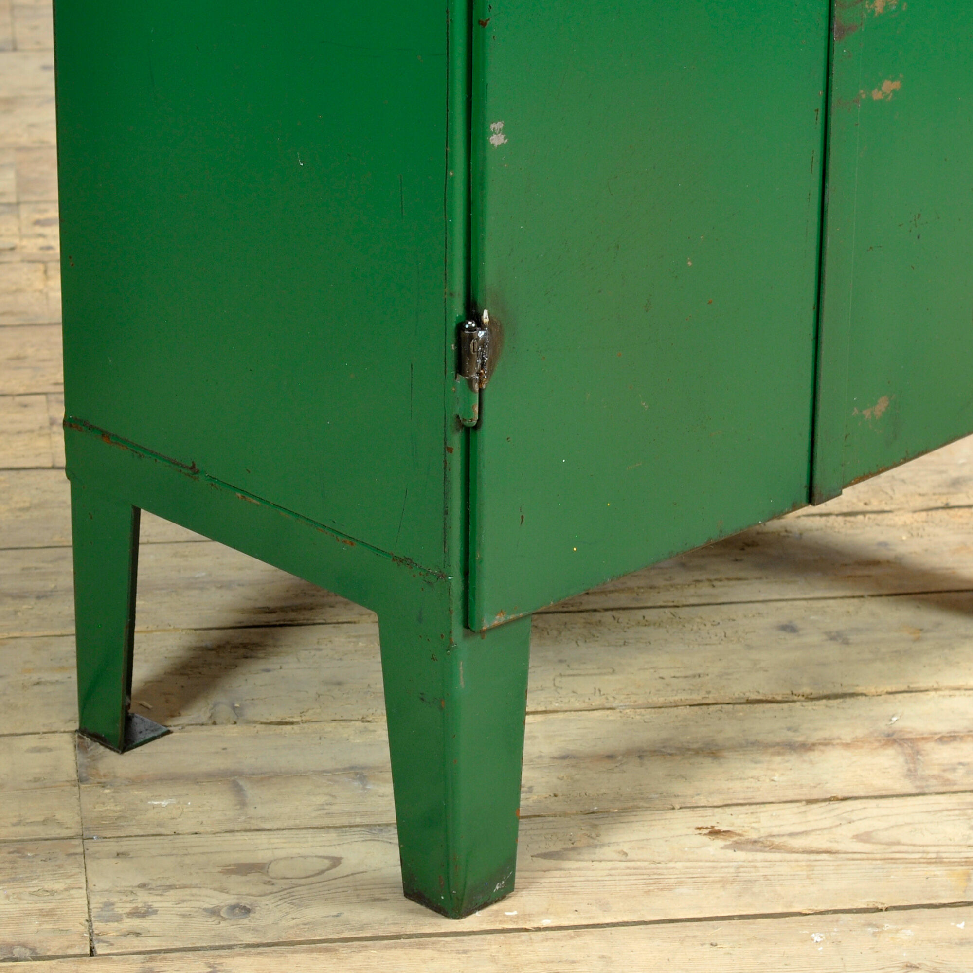 Armoire industrielle en fer, années 1970