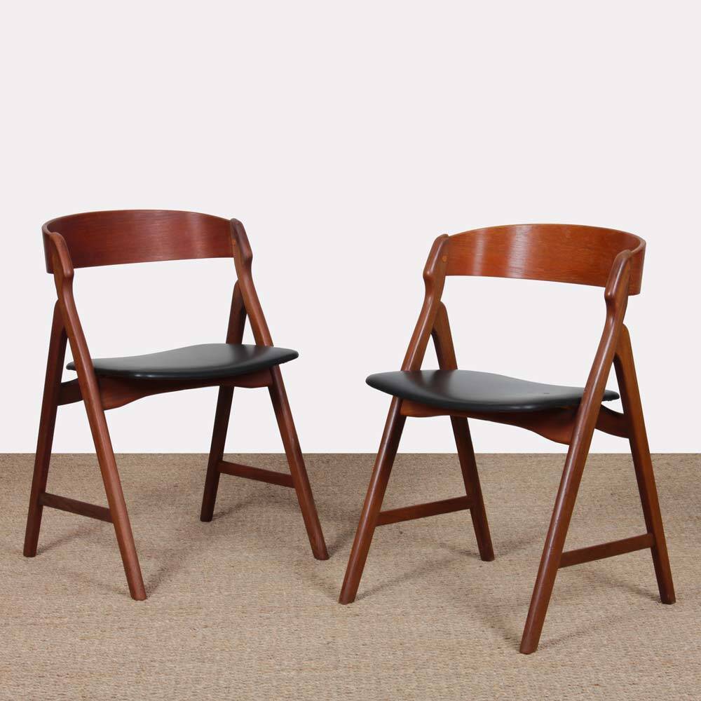 Pair of chairs by Henning Kjaernulf for Boltinge Stolefabrik, 1960