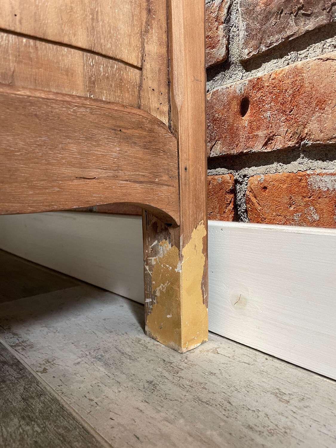 Cabinet without door