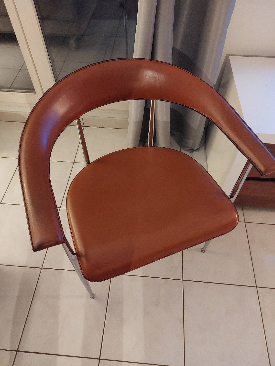Chaise en cuir et inox Fasem