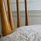 Chaise vintage en peau de mouton