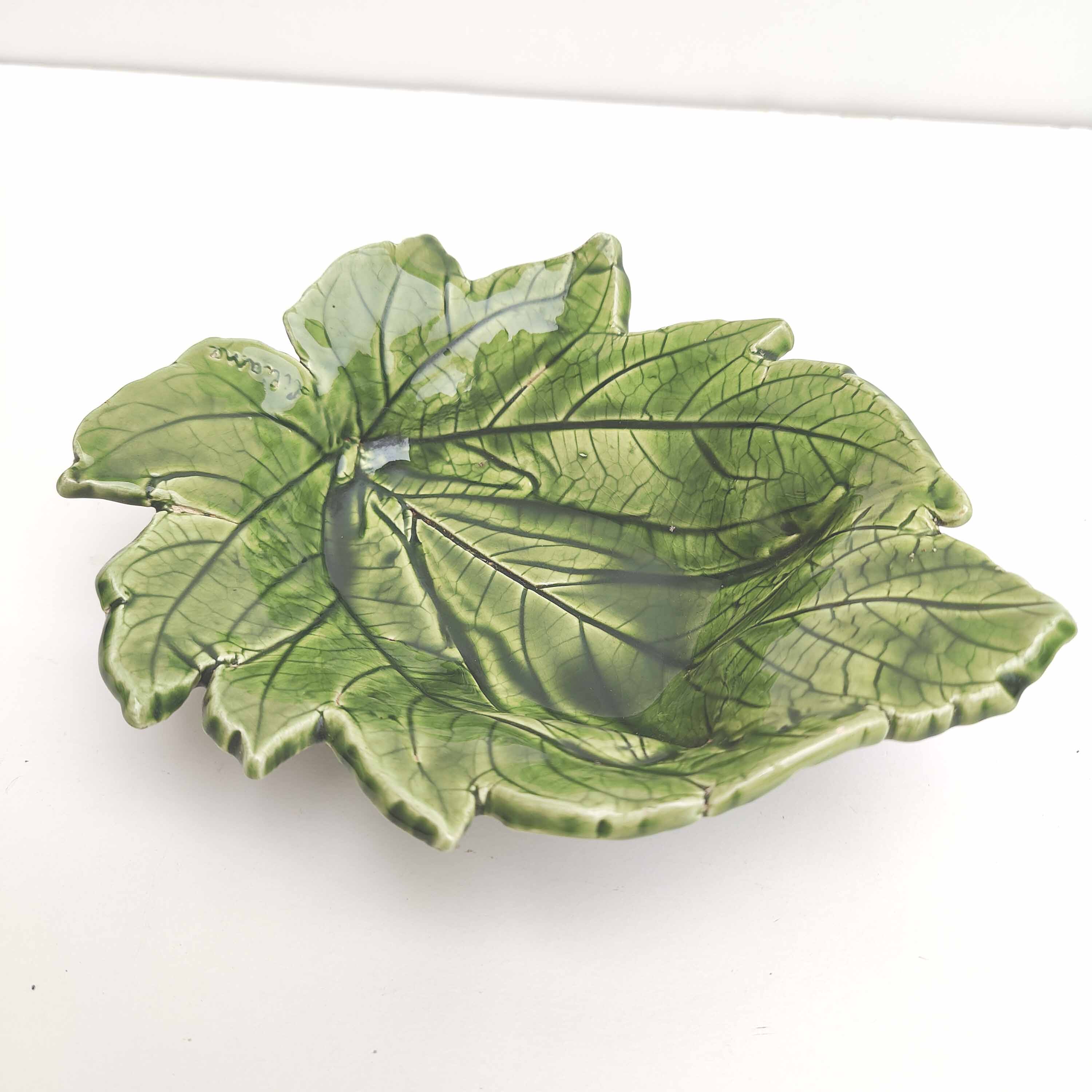 Vintage ceramic leaf cup signed Liliane