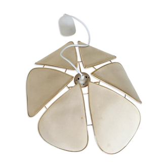 Suspension flowers vintage petals