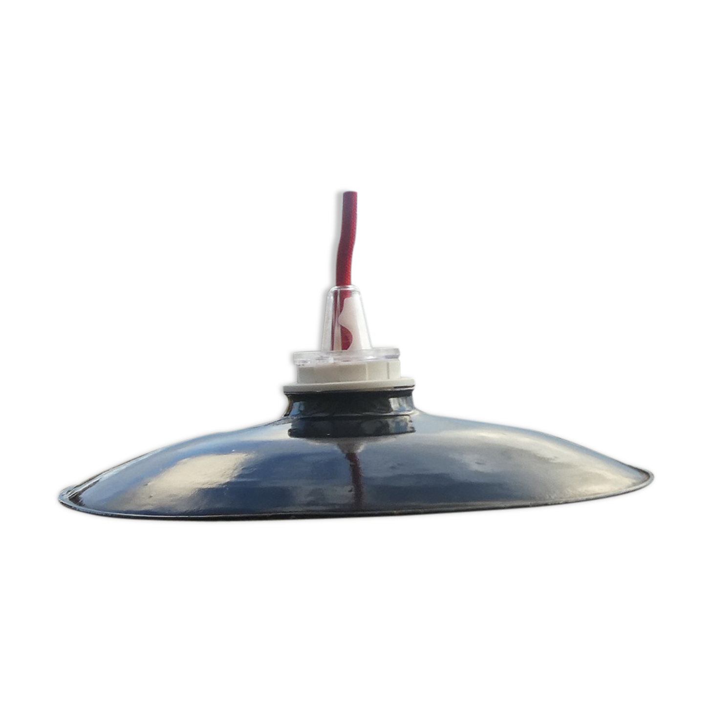 Black hanging lamp in enamelled sheet metal