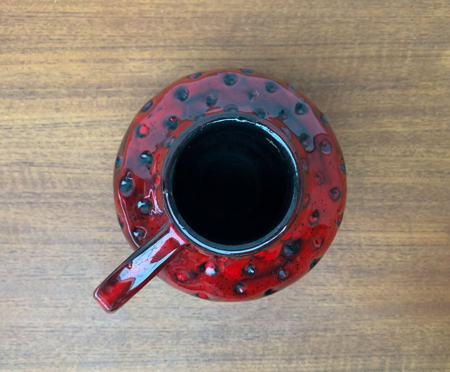 Strawberry pottery vase by Fratelli Fanciullacci for Bitossi, 1960s.