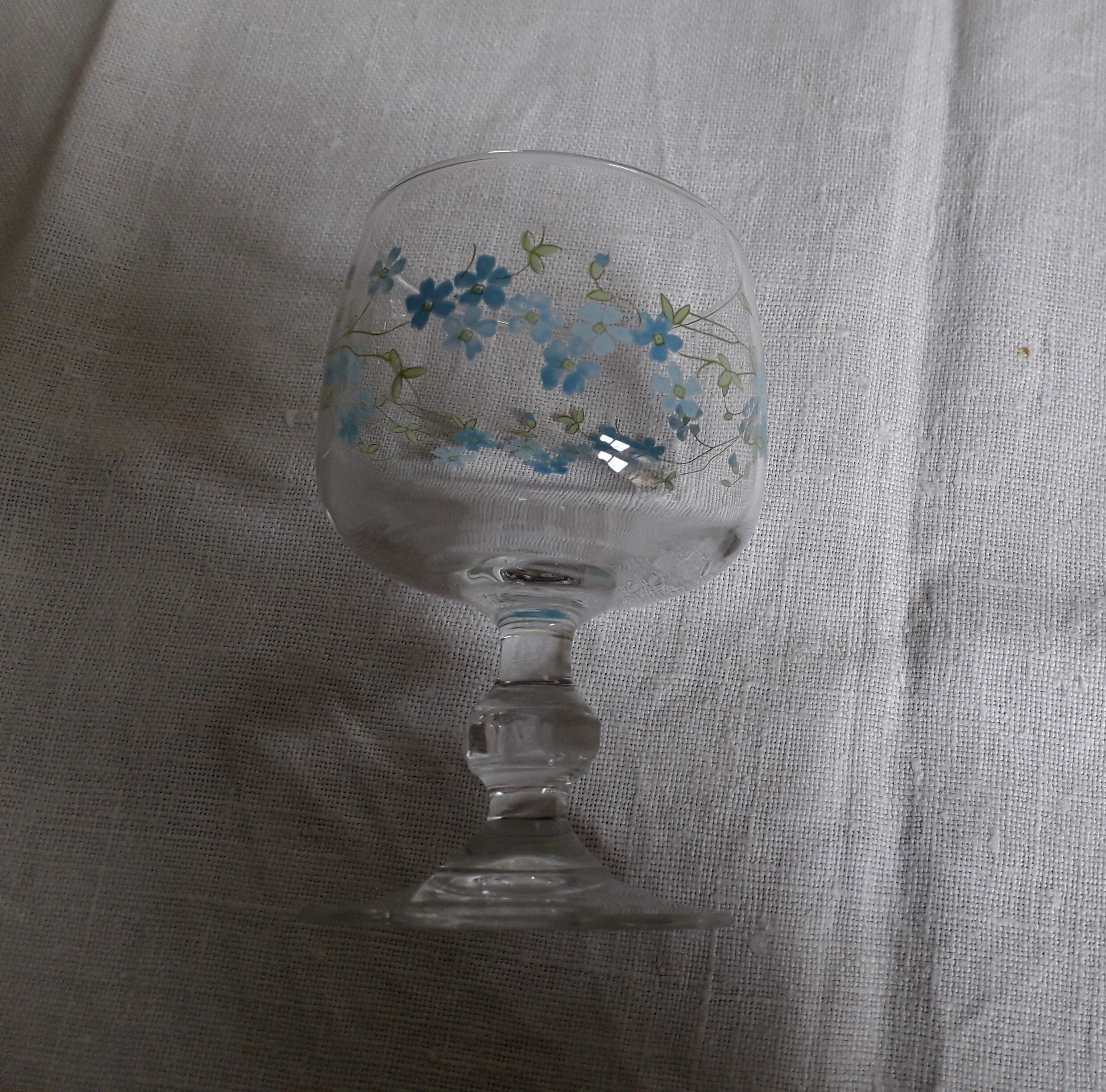 12 vintage myosotis model wine glasses