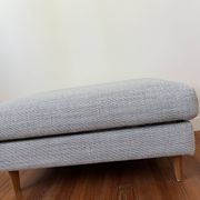 Canapé 3 places + pouf