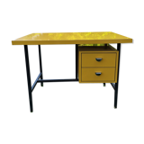 Formica desk of the 1960s