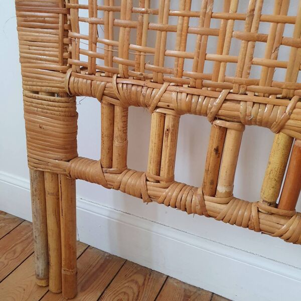 Tête de lit en rotin et osier