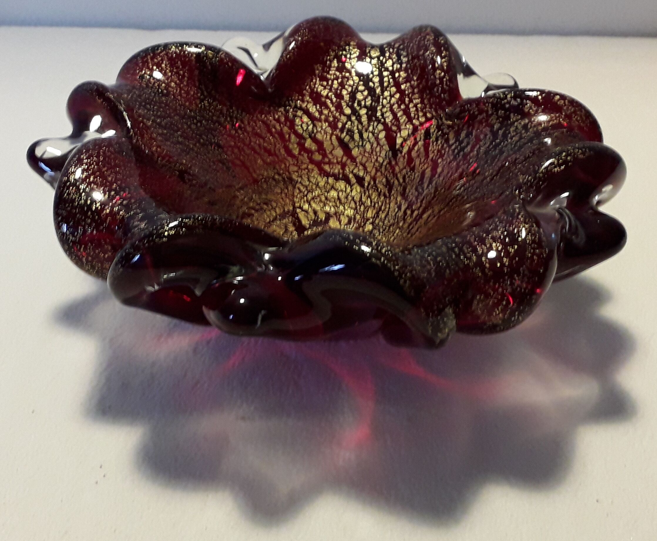 Empty Pocket Murano Inlaid With Gold