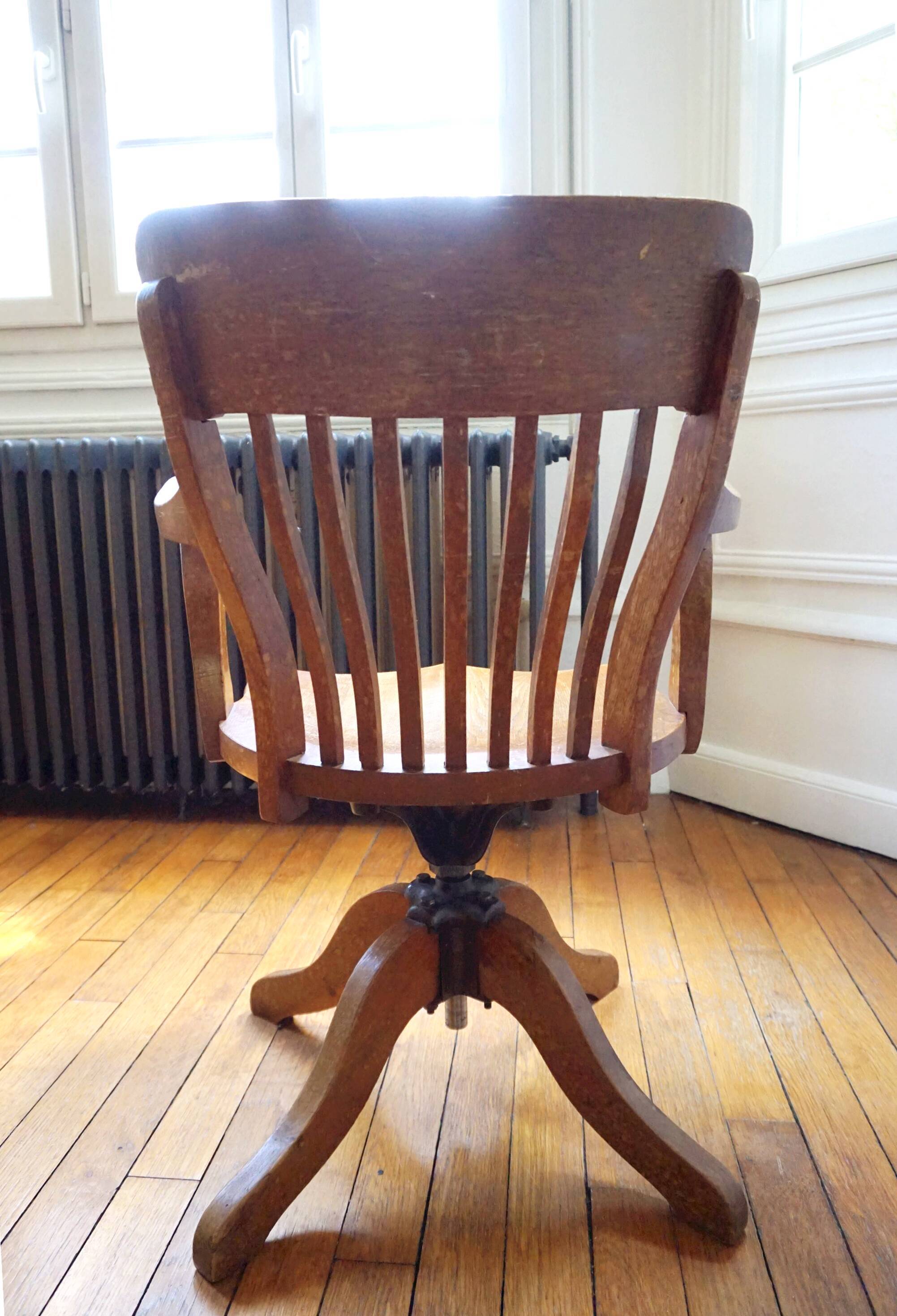 American rotating armchair office 30s