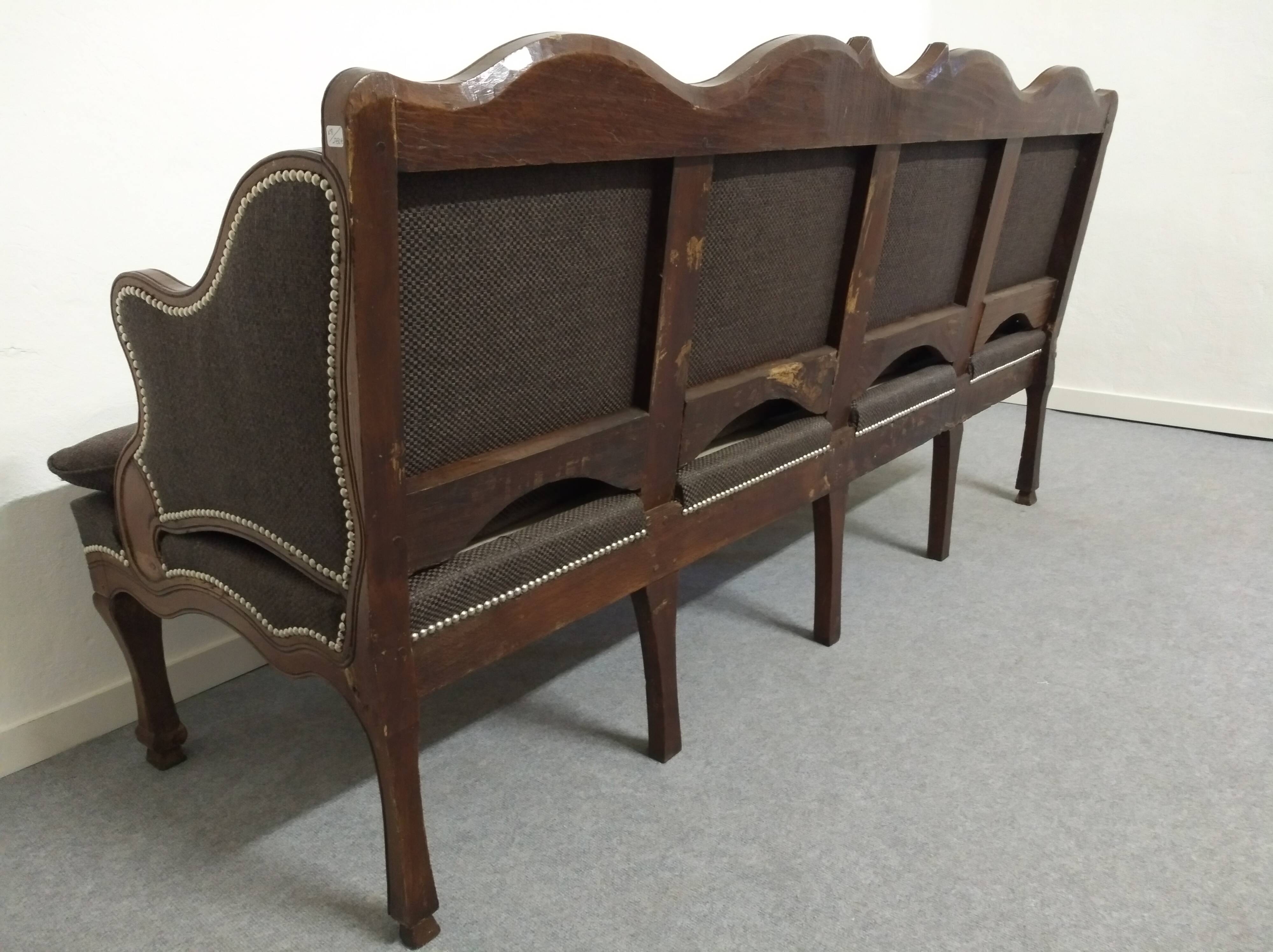 Regency period oak sofa from the early 18th century