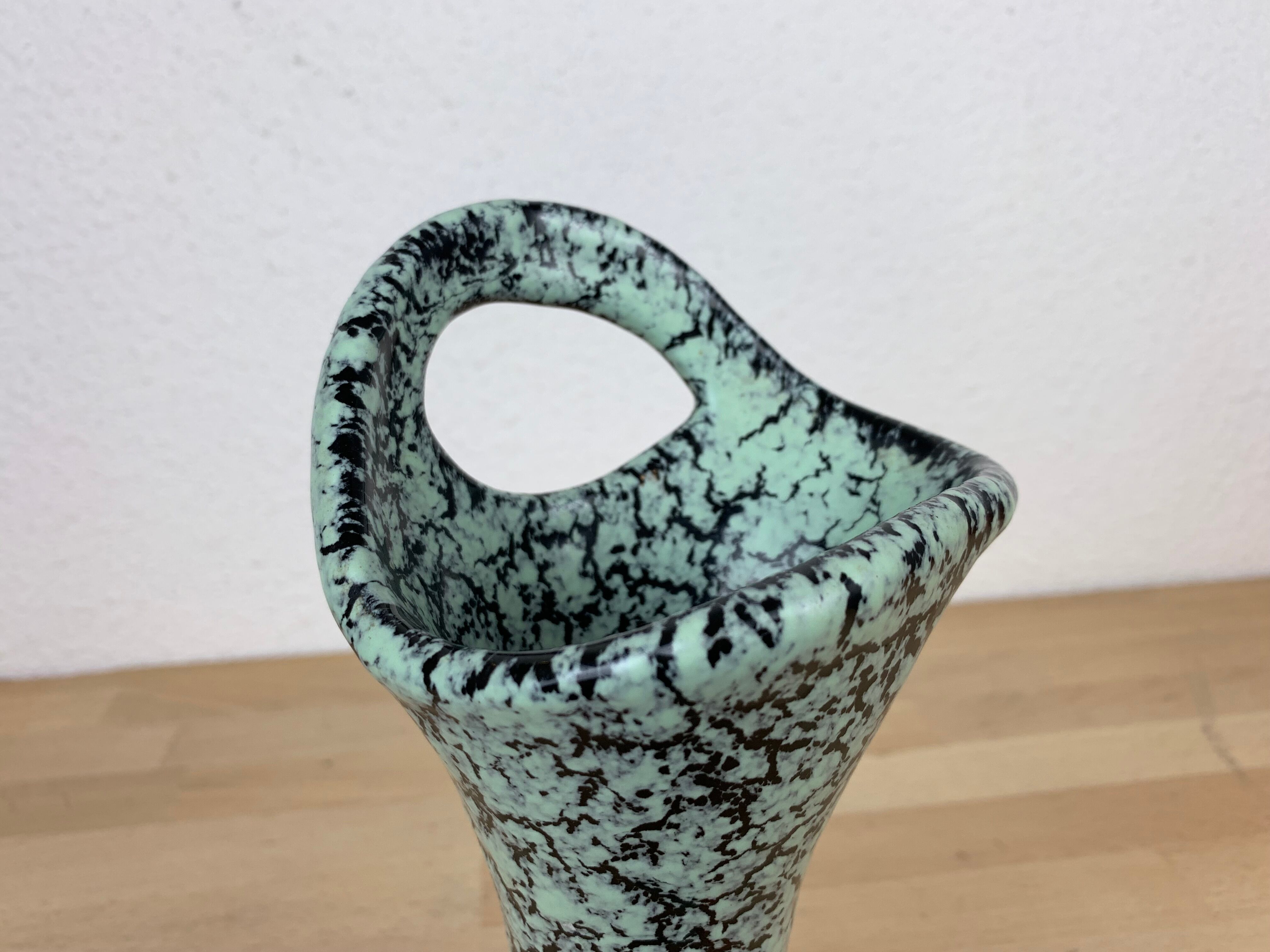 Ceramic vase 50s free form Vallauris Marius Bessonne