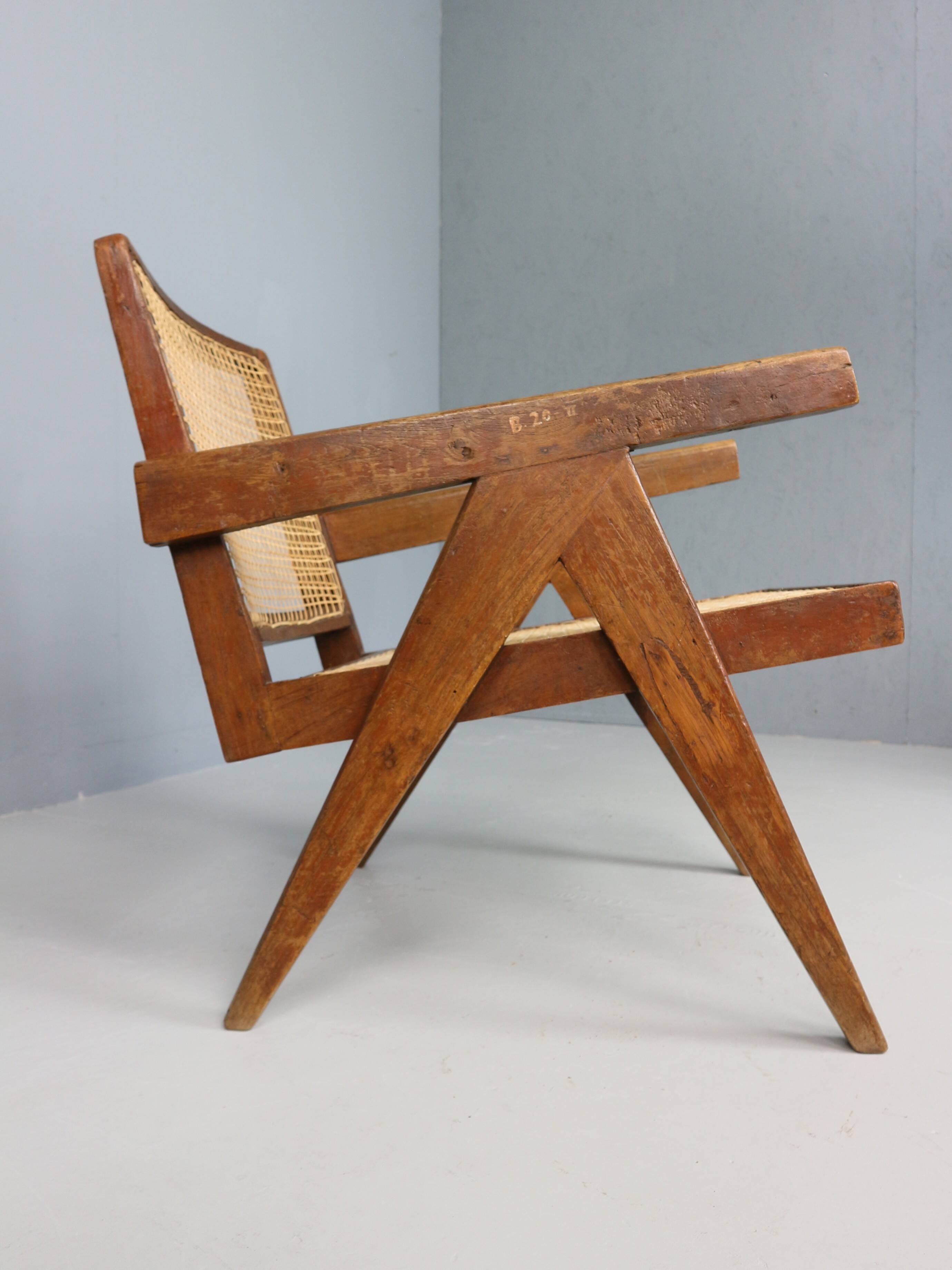 Pierre Jeanneret PJ-SI-29-A Easy Cane Chair / Authentic Mid-Century Modern