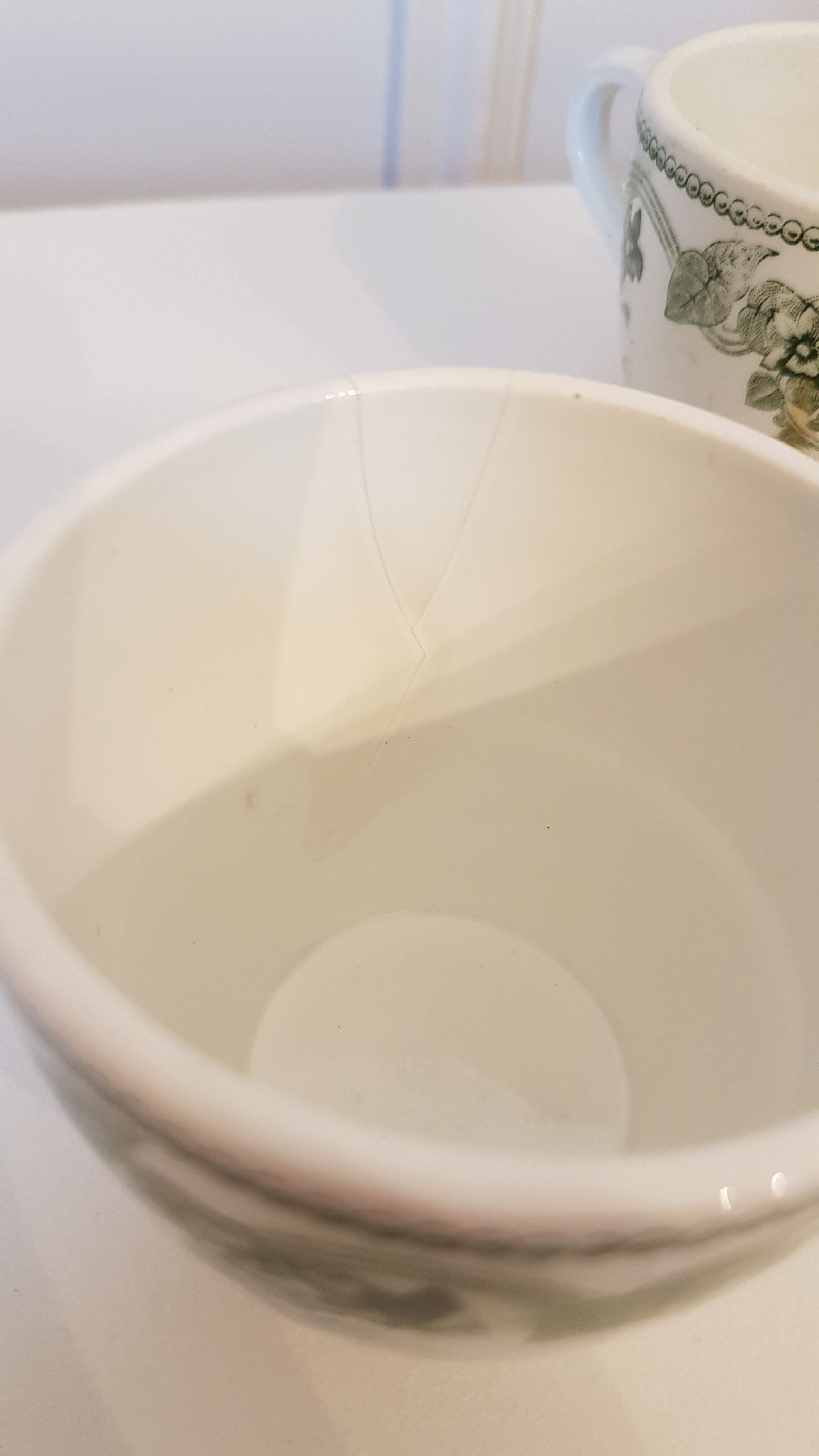 Set of 11 porcelain cups